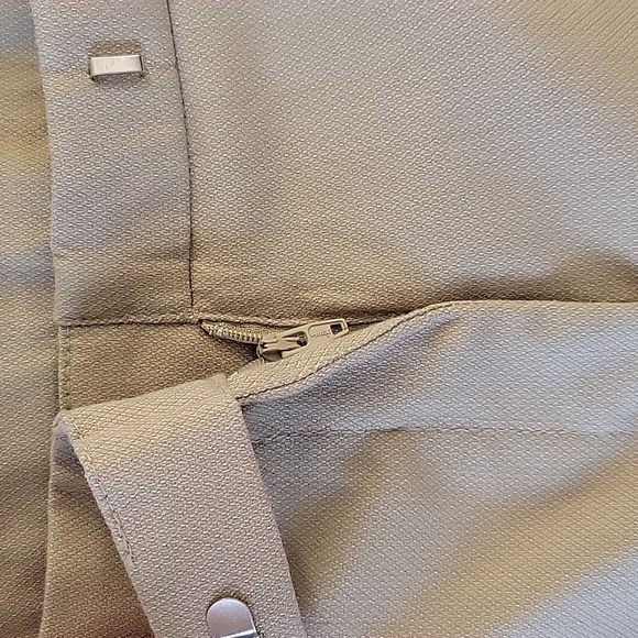 Worthington Womesen's Tan Dress Pants - Picture 4 of 15